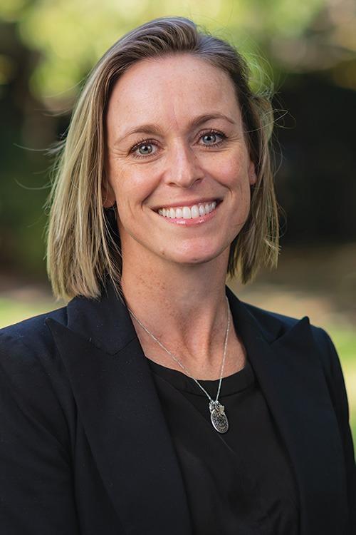 Dr. Rachael McMillan